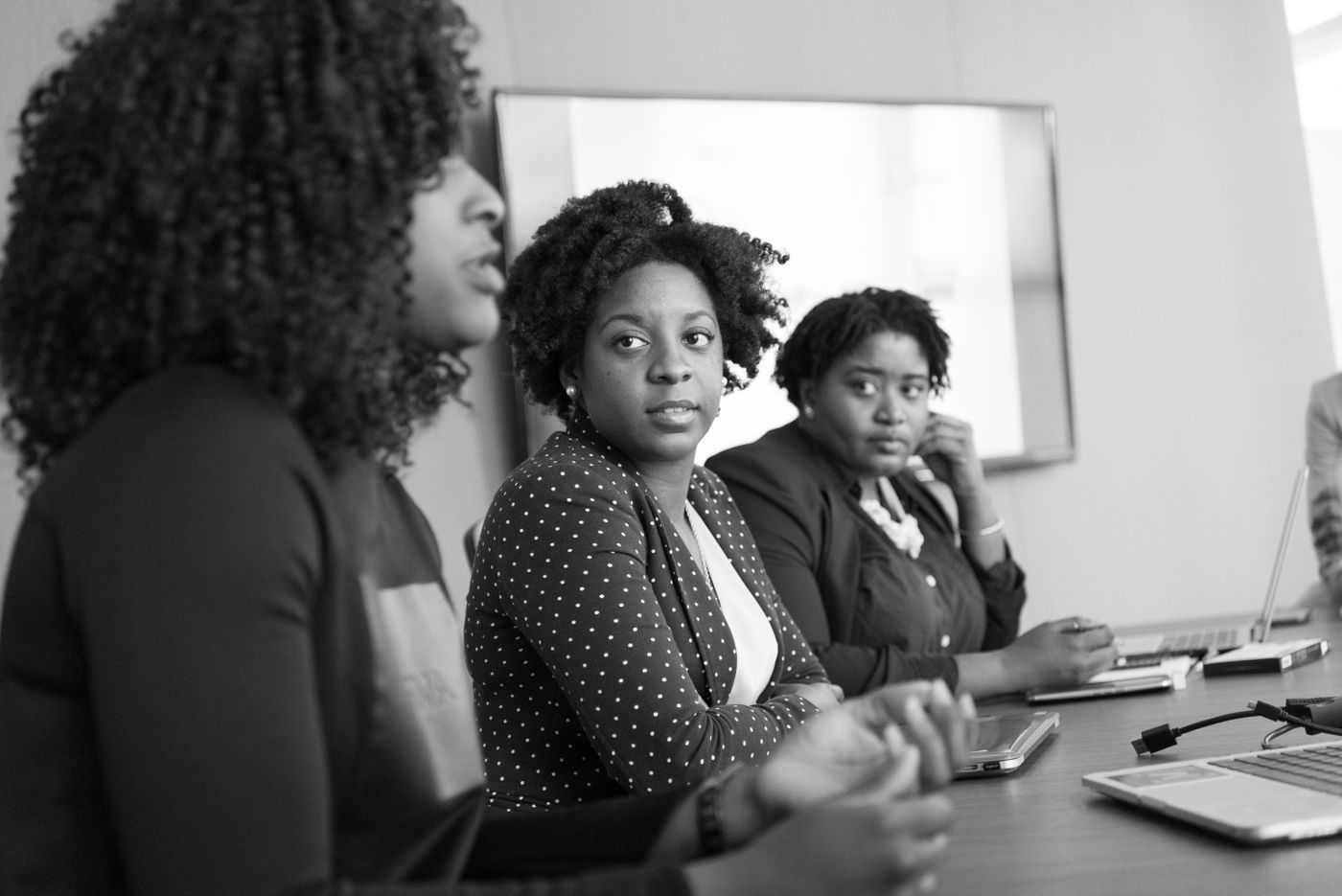 Échange entre professionnelles lors d’une réunion de travail